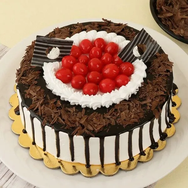 black-forest-birthday-cake