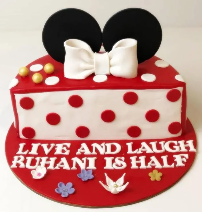 mickey-mouse-half-cake