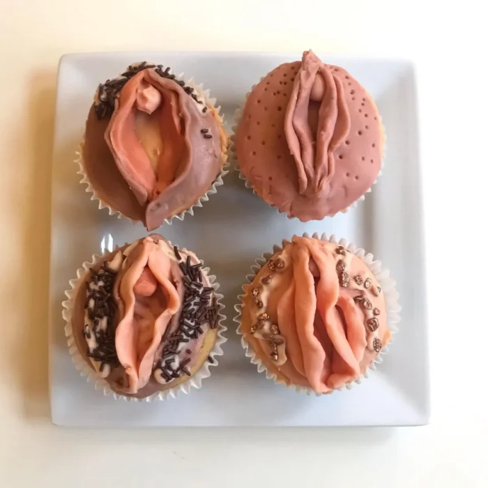 vagina-cupcakes