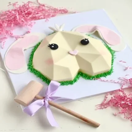 bunny-smash-pinata-cake