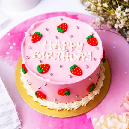 fancy-strawberry-cake