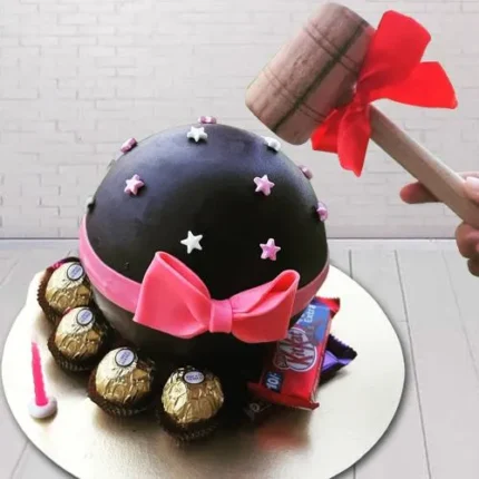 smash cake with hammer